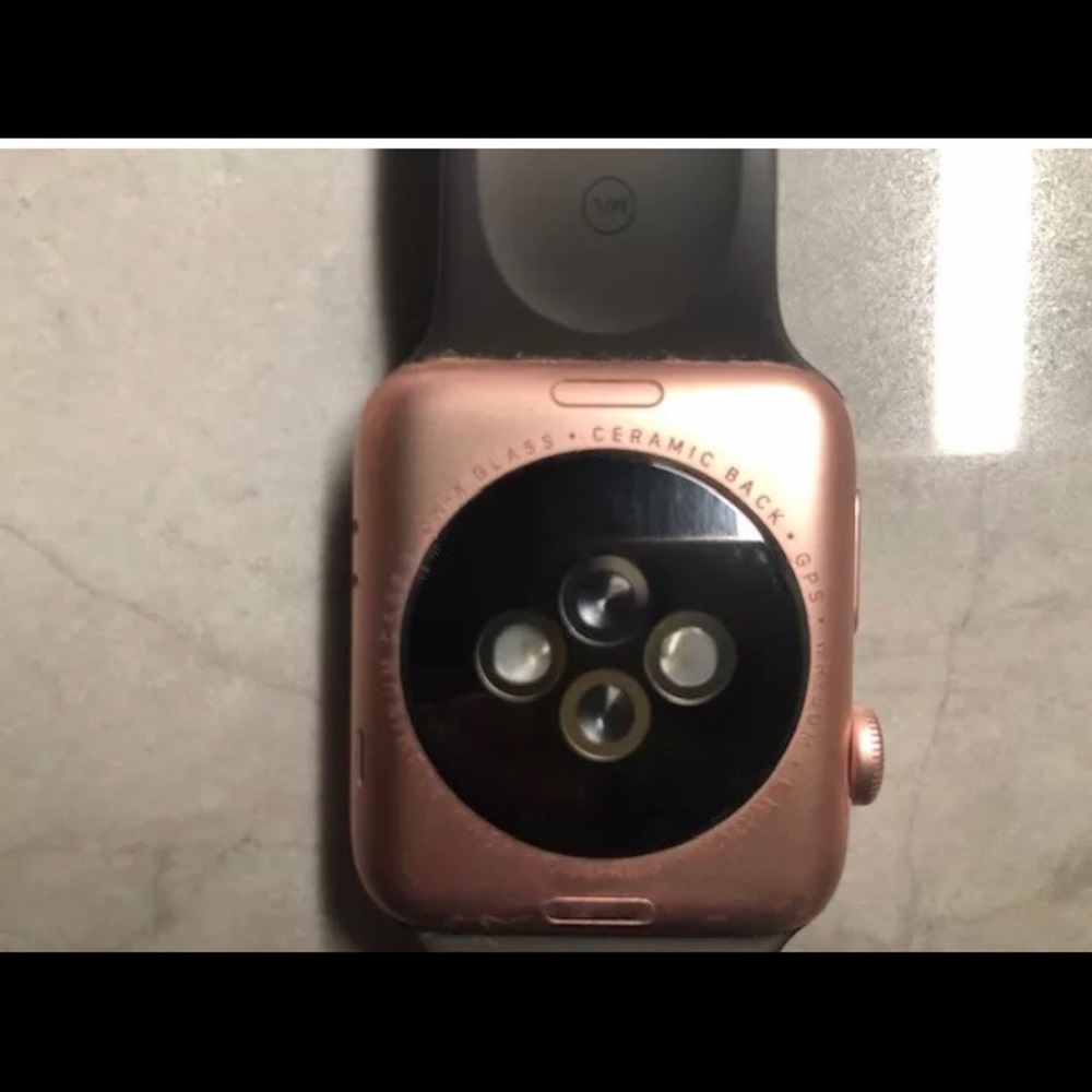 This is an Apple Watch Series 2. 
Size: 42mm